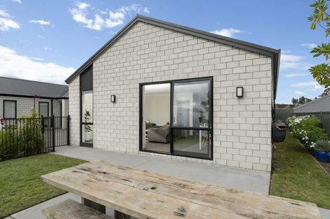 Photo of property in 5 Traverse Lane, Omokoroa, 3114