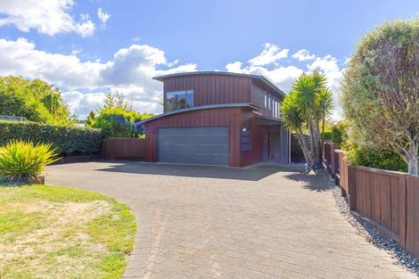 Photo of property in 2/2 Rhodes Fall, Rangatira Park, Taupo, 3330
