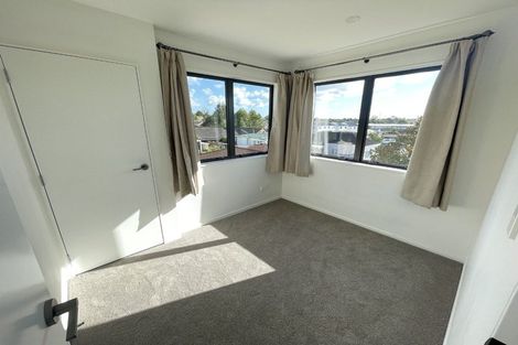 Photo of property in 13c Edinburgh Avenue, Rosehill, Papakura, 2113