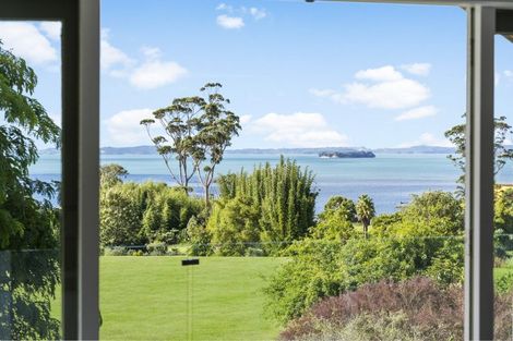 Photo of property in 247 Broomfields Road, Whitford, Howick, 2571