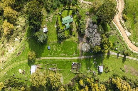 Photo of property in 888 Kakariki Farm Road, Kotemaori, 4188