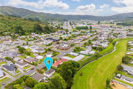 Photo of property in 32 Hyde Street, Wainuiomata, Lower Hutt, 5014