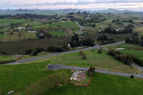 Photo of property in 111 Te Rawhiti Road, Matakohe, 0594