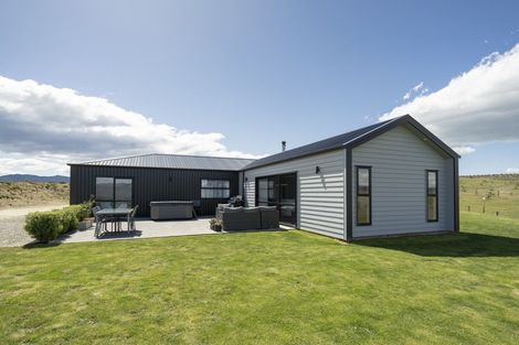 Photo of property in 77 Leaning Rock Road, Springvale, Alexandra, 9393
