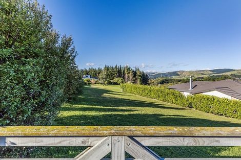 Photo of property in 88b Endeavour Drive, Whitby, Porirua, 5024