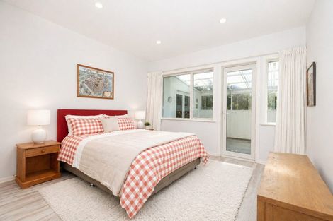 Photo of property in 85 Paremata Road, Paremata, Porirua, 5024