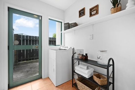Photo of property in 84u4 Braid Road, St Andrews, Hamilton, 3200