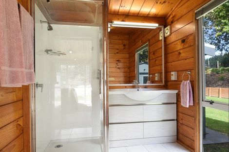 Photo of property in 80 Hampson Place, Hamurana, Rotorua, 3072