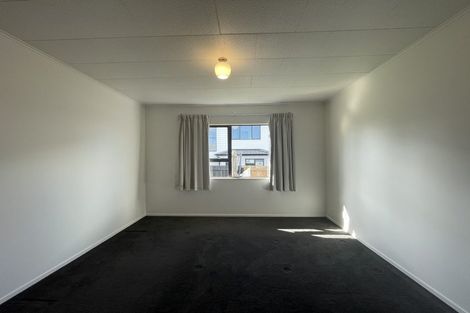 Photo of property in 94 Roberts Road, Te Atatu South, Auckland, 0610