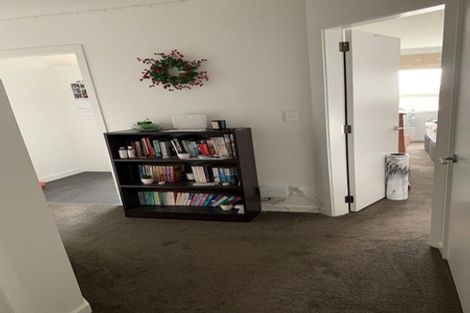 Photo of property in 25 Sugarloaf Road, Brooklyn, Wellington, 6021