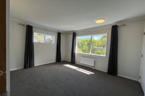 Photo of property in 25 Geoffrey Road, Torbay, Auckland, 0630