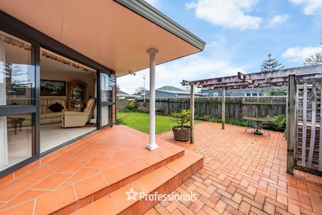 Photo of property in 212c Waiwhetu Road, Waterloo, Lower Hutt, 5011