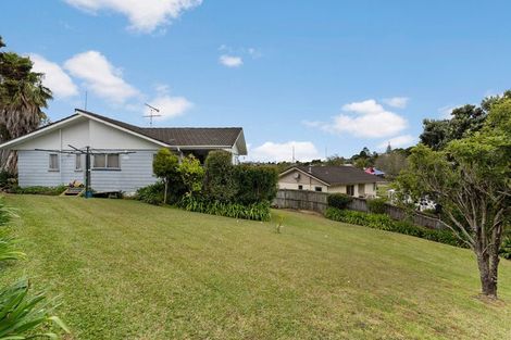Photo of property in 6 Tetrarch Place, Totara Vale, Auckland, 0629