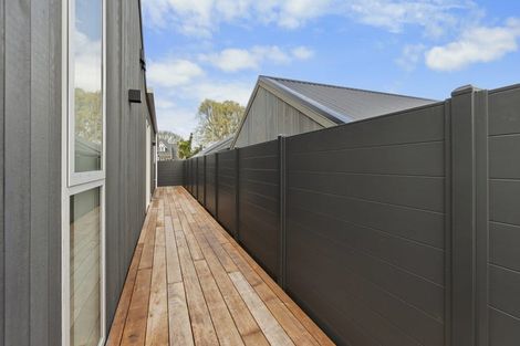 Photo of property in 2/11 Tamihana Avenue, Fairfield, Hamilton, 3214