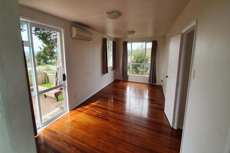 Photo of property in 2 Lake Ora Road, Te Kamo, Whangarei, 0112