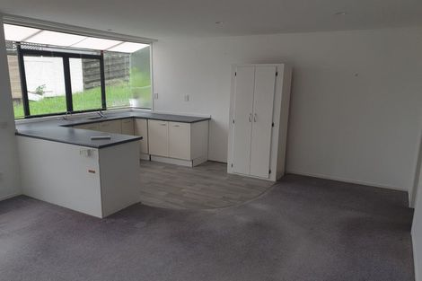 Photo of property in 50 Valley View Road, Glenfield, Auckland, 0629