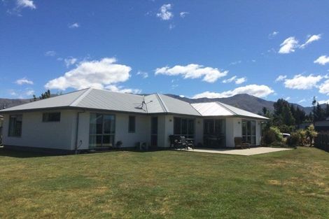 Photo of property in 70 Mount Iron Drive, Wanaka, 9305
