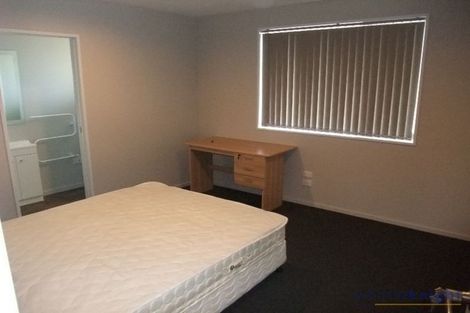 Photo of property in 42 Piko Crescent, Riccarton, Christchurch, 8041