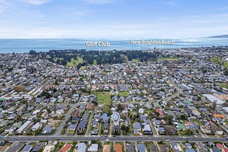 Photo of property in 72 Bower Avenue, New Brighton, Christchurch, 8083