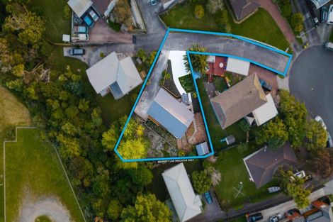 Photo of property in 14 Landsdale Place, Massey, Auckland, 0614