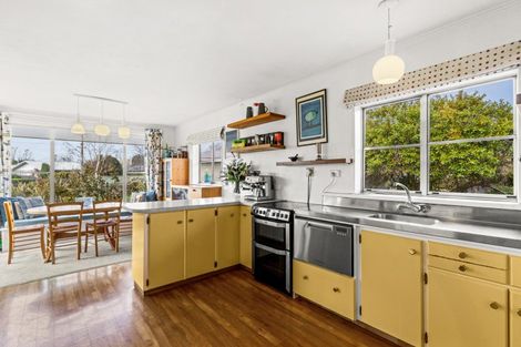 Photo of property in 32 Hyla Road, Haumoana, 4102