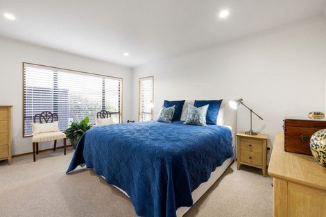 Photo of property in 71 Taylor Street, Cambridge, 3434