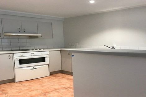 Photo of property in 9a/30 Westward Ho, Glen Eden, Auckland, 0602
