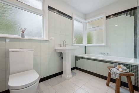 Photo of property in 258 Knowles Street, Mairehau, Christchurch, 8052