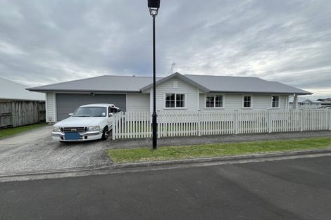 Photo of property in 27 Queens Park Crescent, Frankton, Hamilton, 3204