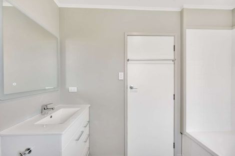 Photo of property in 96 Mclean Street, Wairoa, 4108