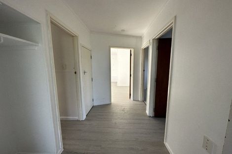 Photo of property in 140a Golf Road, Titirangi, Auckland, 0600