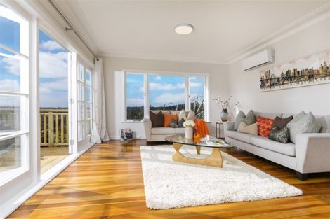 Photo of property in 86 Shetland Street, Glen Eden, Auckland, 0602