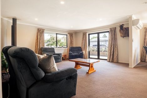 Photo of property in 22 Irishman Drive, Twizel, 7901