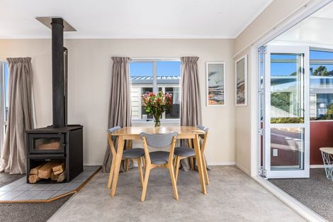 Photo of property in 28 Doncaster Terrace, Ascot Park, Porirua, 5024