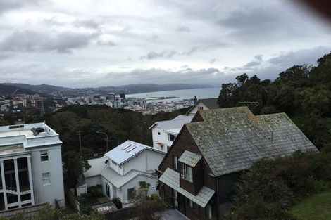 Photo of property in 3d/145 Ohiro Road, Brooklyn, Wellington, 6021