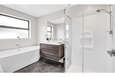 Photo of property in 10 Rhyolite Court, Rolleston, 7614