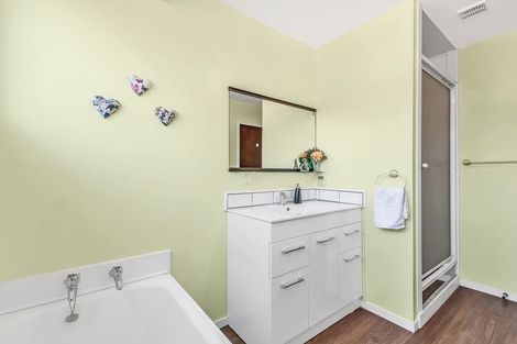 Photo of property in 74 Sabys Road, Halswell, Christchurch, 8025