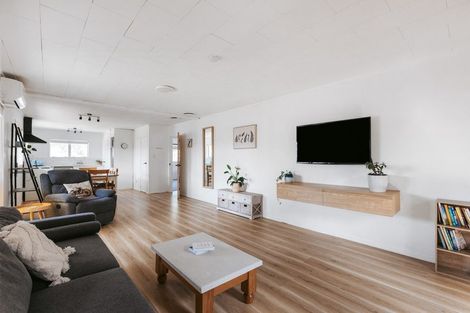 Photo of property in 1126 Papamoa Beach Road, Papamoa Beach, Papamoa, 3118