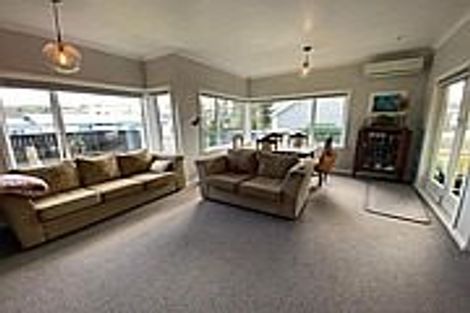 Photo of property in 79 Tipahi Street, Nelson South, Nelson, 7010