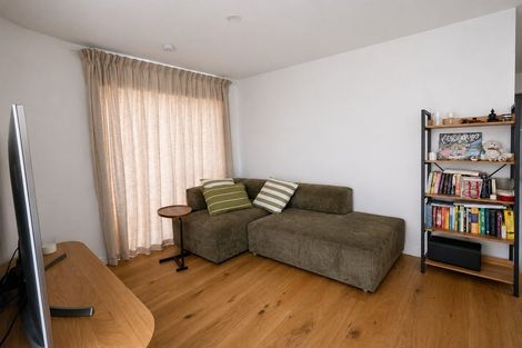Photo of property in 1 Penderford Place, Mangere East, Auckland, 2024