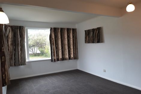Photo of property in 16 Glamis Avenue, Strathmore Park, Wellington, 6022
