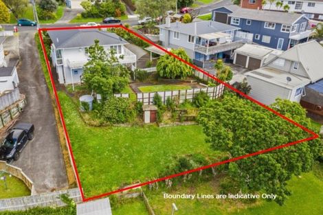 Photo of property in 13 Kennedy Avenue, Forrest Hill, Auckland, 0620
