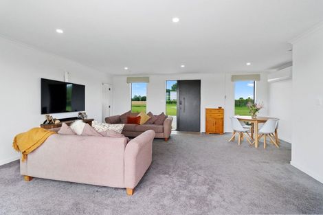 Photo of property in 15 Millpark Lane, Matangi, 3287