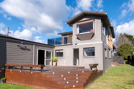 Photo of property in 22 Carter Drive, Pomare, Rotorua, 3015