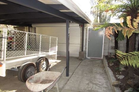 Photo of property in 100 Palatine Terrace, Saint Martins, Christchurch, 8022