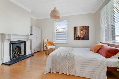 Photo of property in 4 Mays Street, Devonport, Auckland, 0624