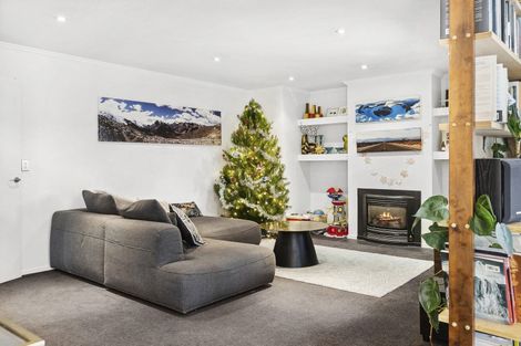 Photo of property in 6 Hyland Street, Wanaka, 9305