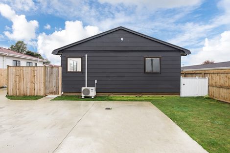 Photo of property in 34 Churchill Avenue, Manurewa, Auckland, 2102