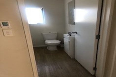 Photo of property in 51 Christmas Road, Manurewa, Auckland, 2102