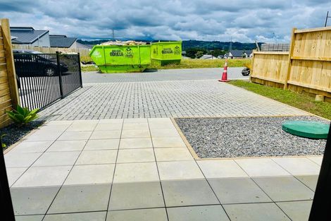 Photo of property in 22 Rorotu Avenue, Karaka, 2113